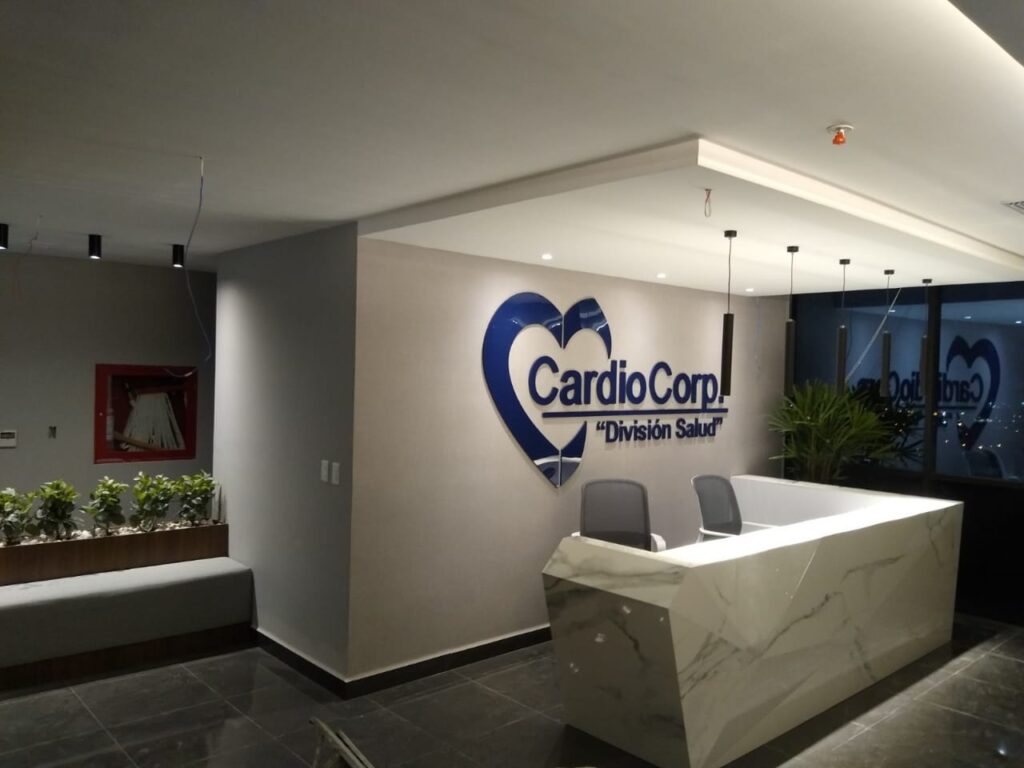 Letrero 3D para interiores - Cardio Corp Manta
