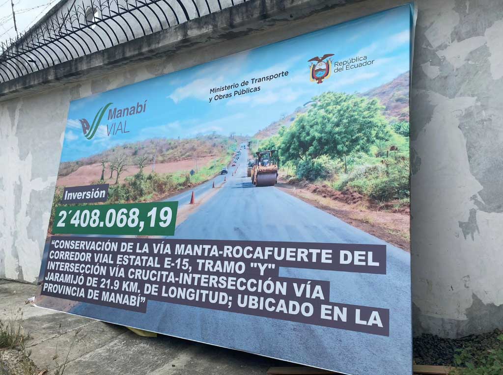 Letrero pantalla de Obra - Ministerio de Transporte y Obras Públicas - Manabí vial